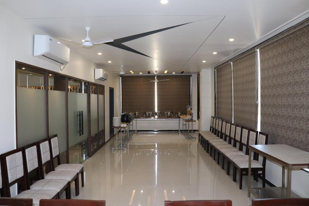 Hotel City Point Phalodi  Екстериор снимка