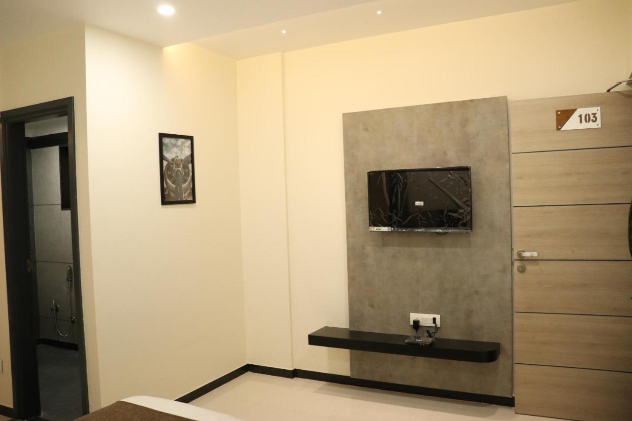 Hotel City Point Phalodi  Екстериор снимка